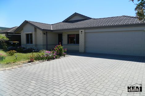 16 Cayenne St, Wattle Grove, WA 6107