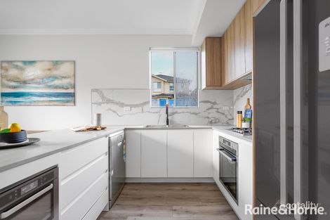 Property photo of 19/33 Parer Avenue Middleton Grange NSW 2171