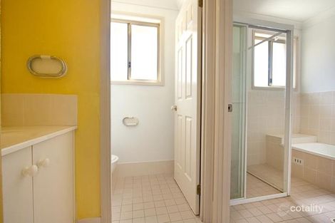 Property photo of 3 Dover Place West Hoxton NSW 2171