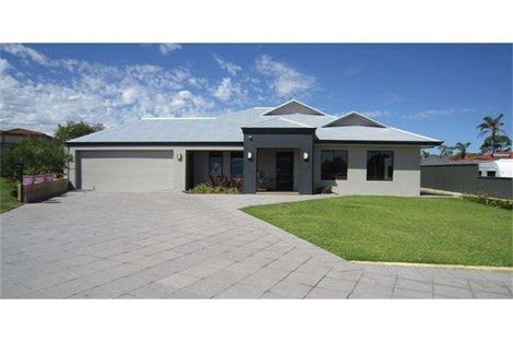 Property photo of 14 Carterton Place Padbury WA 6025