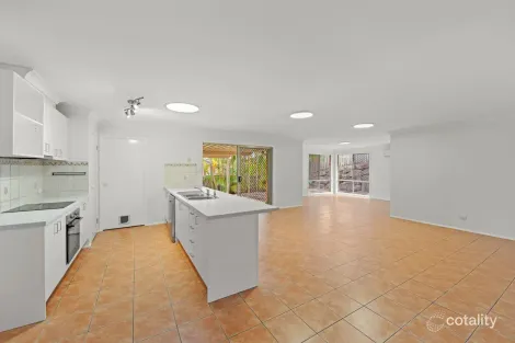 Property photo of 10 Boyer Street Pacific Pines QLD 4211