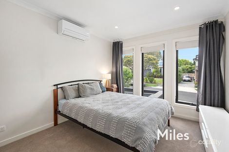 Property photo of 48 Carbeena Parade Heidelberg West VIC 3081