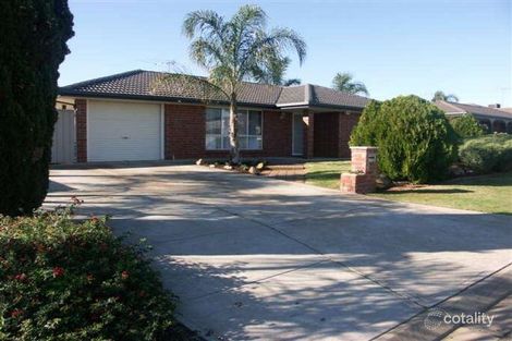 Property photo of 19 Magnolia Crescent Craigmore SA 5114
