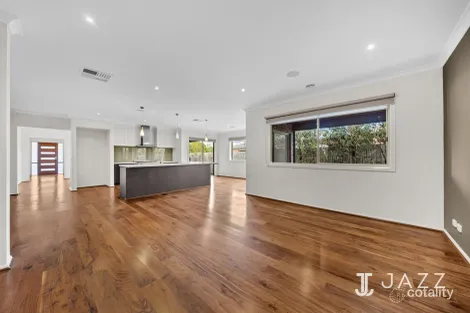 Property photo of 12 Willowherb Way Point Cook VIC 3030