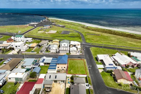 102 MEYLIN ST, PORT MACDONNELL, SA 5291