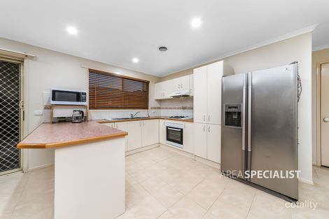 Property photo of 4 Kismet Close Cranbourne West VIC 3977