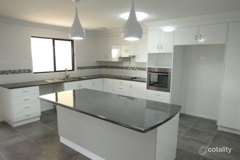 Property photo of 18 Flemington Road Emerald QLD 4720