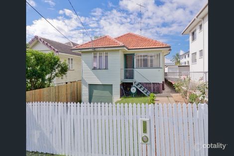 25 Fosbery St, Windsor, QLD 4030