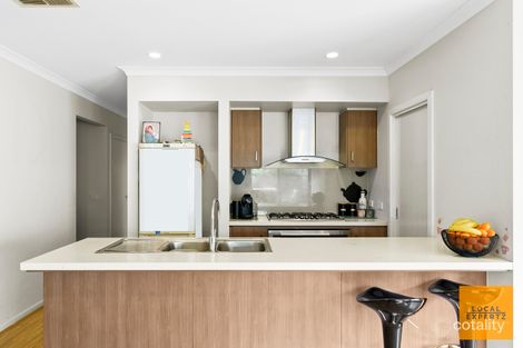 Property photo of 10 Embleton Chase Weir Views VIC 3338