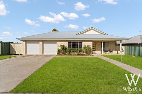 4 Falvey St, Kelso, NSW 2795