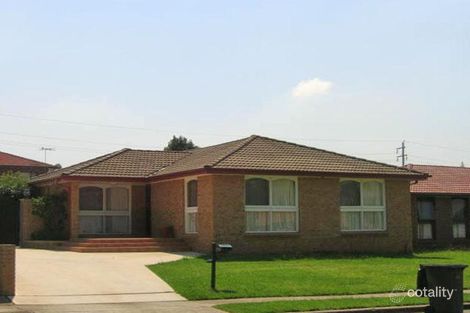 19 Bettong Cres, Bossley Park, NSW 2176