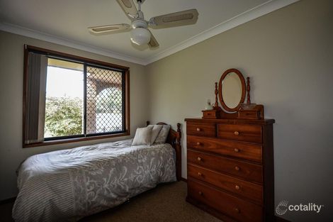 Property photo of 32 William Avenue Warilla NSW 2528