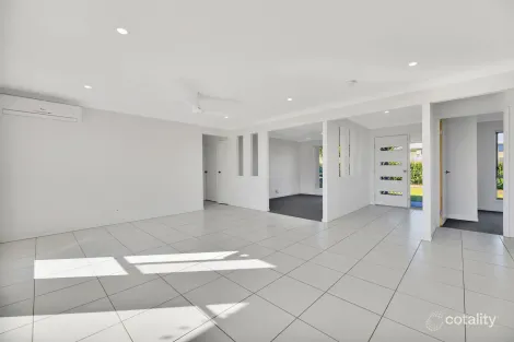 Property photo of 10 Makayla Drive Kalbar QLD 4309