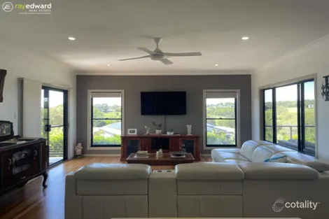 Property photo of 5 Eagle Close Craignish QLD 4655