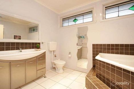 Property photo of 20 Waratah Avenue Mordialloc VIC 3195