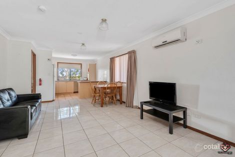 29 Barrett St, Robertson, QLD 4109