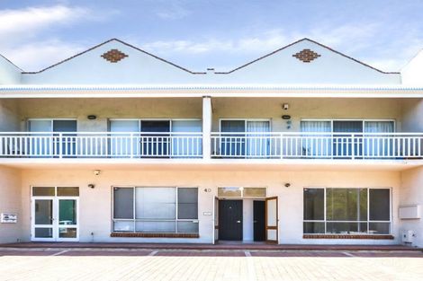 2/40 Pearse St, North Fremantle, WA 6159