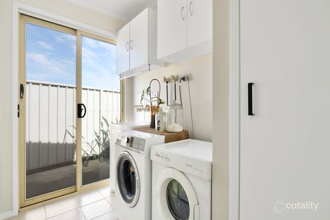 Property photo of 22 Charles Street Mooroopna VIC 3629