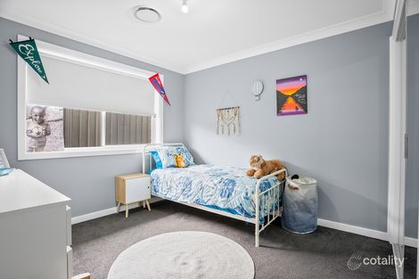 Property photo of 55 Honeybee Crescent Calderwood NSW 2527