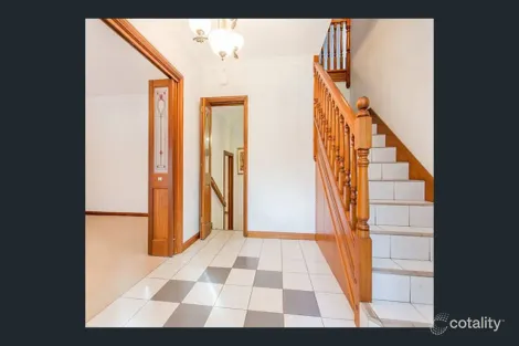 12 Derwent Ave, Rostrevor, SA 5073