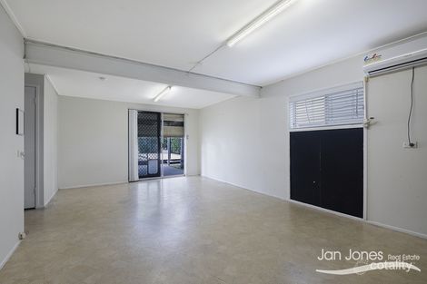 14 Brockway St, Kippa-Ring, QLD 4021