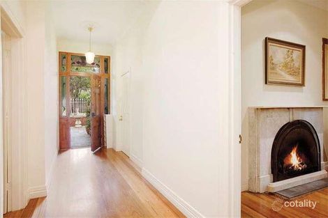 Property photo of 2 Howie Street Glen Iris VIC 3146