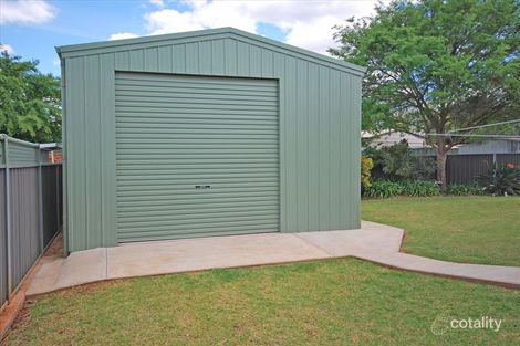 Property photo of 19 Falconer Way Dubbo NSW 2830