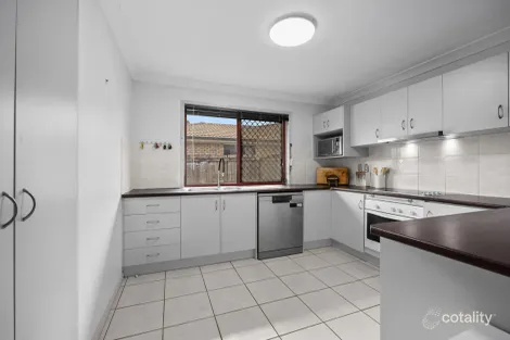 Property photo of 9 Banbury Close Bundamba QLD 4304