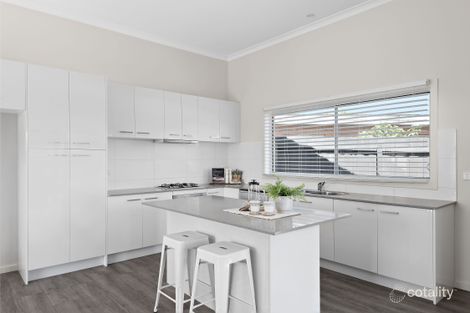 Property photo of 2/12 Golden Court Frankston North VIC 3200