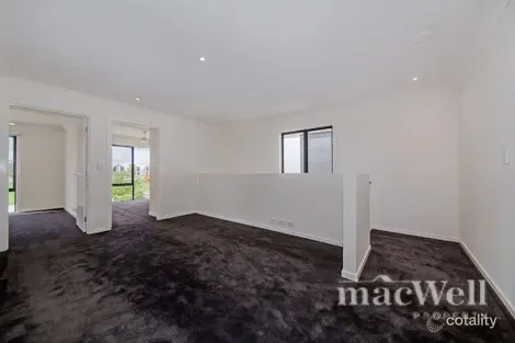 Property photo of 8 Doherty Drive Pimpama QLD 4209
