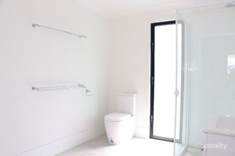 Property photo of 7A Gira Place Ocean Shores NSW 2483