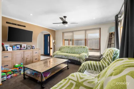 Property photo of 46 Coleraine Crescent Corio VIC 3214