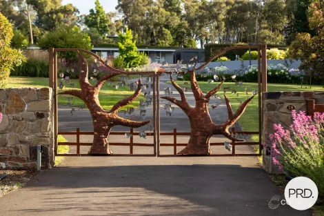 Property photo of 18 White Hills Road Creswick VIC 3363