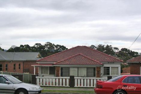 40 Urunga Pde, Wollongong, NSW 2500