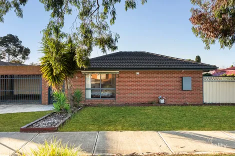 6 Meade Way, Sydenham, VIC 3037