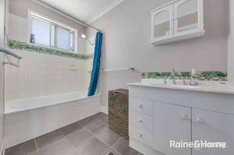 9 Mahogany Ct, New Auckland, QLD 4680