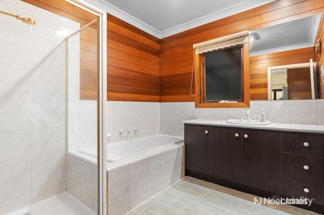 Property photo of 7 Storey Avenue Research VIC 3095