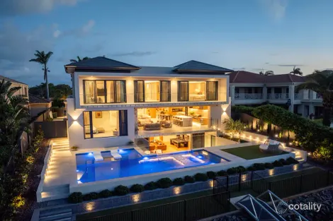 1130 Beechwood Dr, Hope Island, QLD 4212