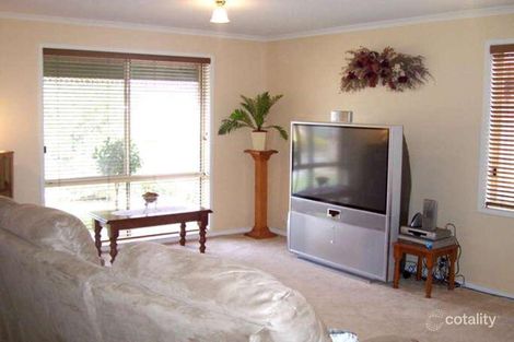 Property photo of 10 Hollyoaks Court Happy Valley SA 5159