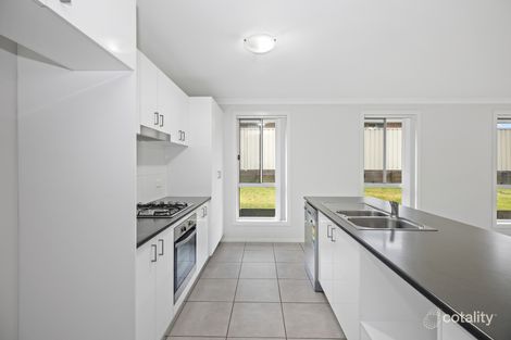 Property photo of 10 Lancaster Street Thornton NSW 2322