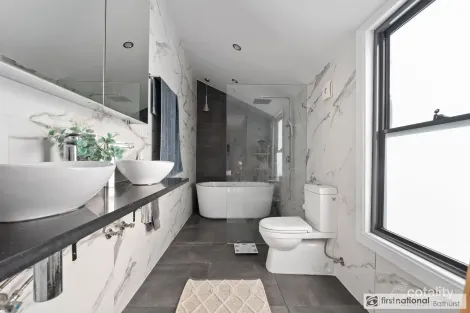 Property photo of 9 Tremain Avenue West Bathurst NSW 2795