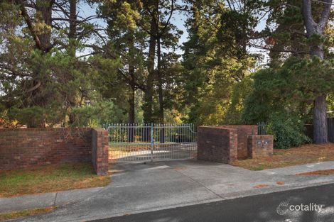 1 Old Warrandyte Rd, Donvale, VIC 3111