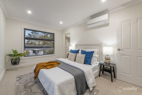 Property photo of 27 Grantley Drive Glen Waverley VIC 3150