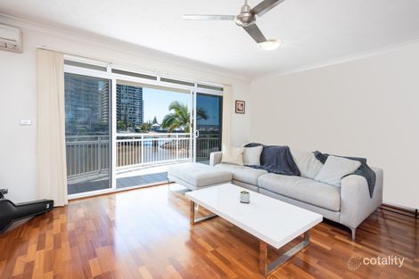 Property photo of 9/3-5 Vernia Place Biggera Waters QLD 4216