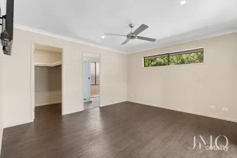 Property photo of 8 Adelaide Crescent Ormeau Hills QLD 4208