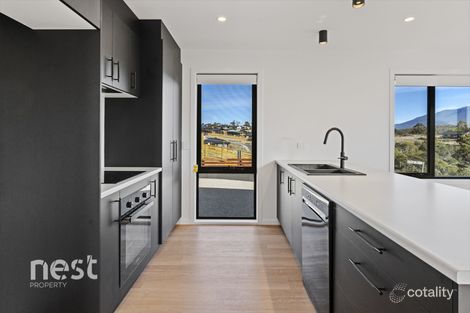 Property photo of 1/1 Eonia Avenue Risdon Vale TAS 7016