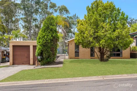 Property photo of 23 Lillyvicks Crescent Ambarvale NSW 2560
