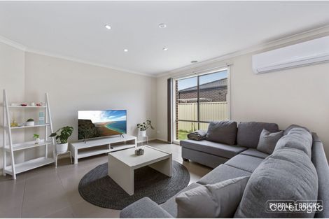 Property photo of 36 Salvia Avenue Pakenham VIC 3810