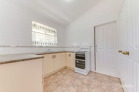 Property photo of 17 Sandalwood Drive Lammermoor QLD 4703