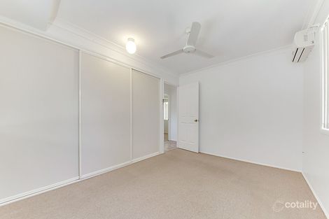 Property photo of 17 Sandalwood Drive Lammermoor QLD 4703